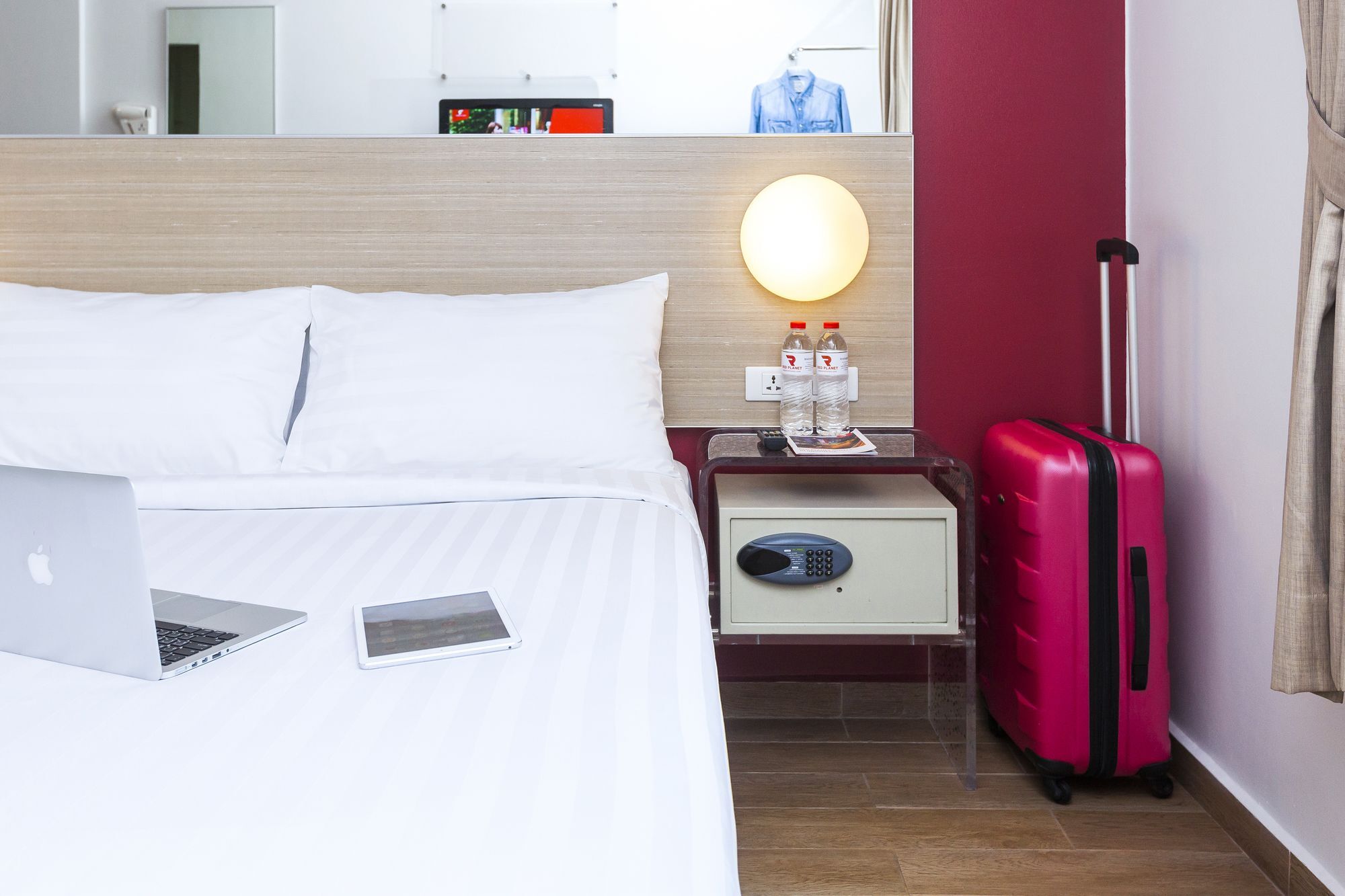 Monoloog Hotel Bekasi Dış mekan fotoğraf